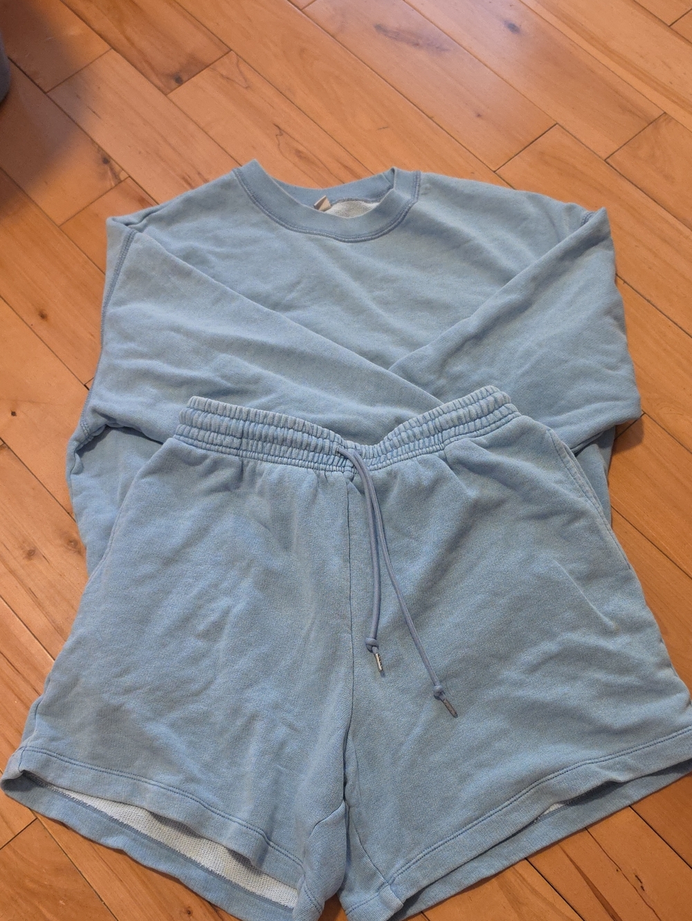 Uniqlo Light Blue Sweatshirt + Shorts Set